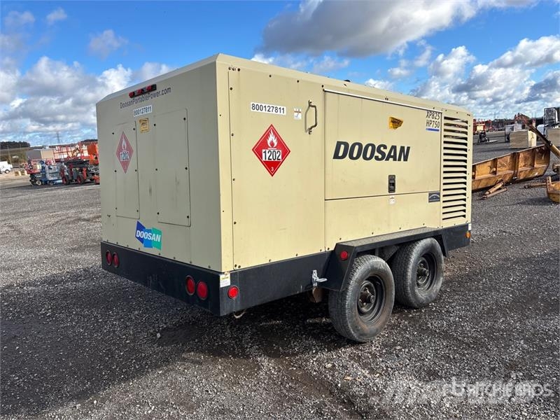 Doosan XP825WCU-FX-PAS Mobile Air Compressor Kompressorer