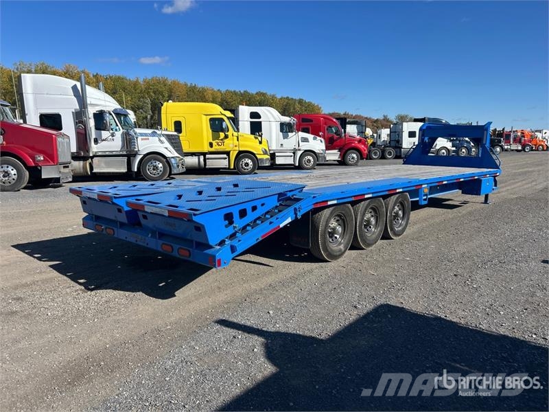 Double A GHB218 30 ft Tri/A Gooseneck Equipment Tr Прицепы-Автовозы
