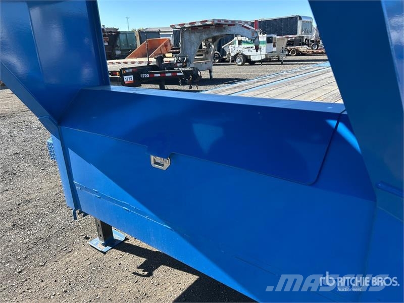  Double A GHB218 30 ft Tri/A Gooseneck Equipment Tr Прицепы-Автовозы