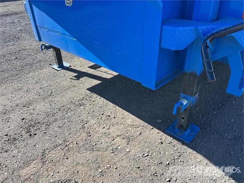  Double A GHB218 30 ft Tri/A Gooseneck Equipment Tr Прицепы-Автовозы