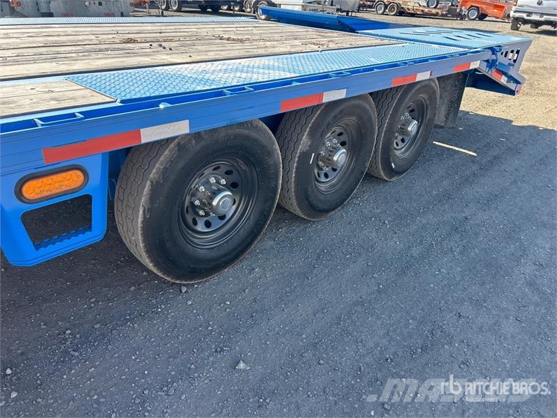  Double A GHB218 30 ft Tri/A Gooseneck Equipment Tr Прицепы-Автовозы