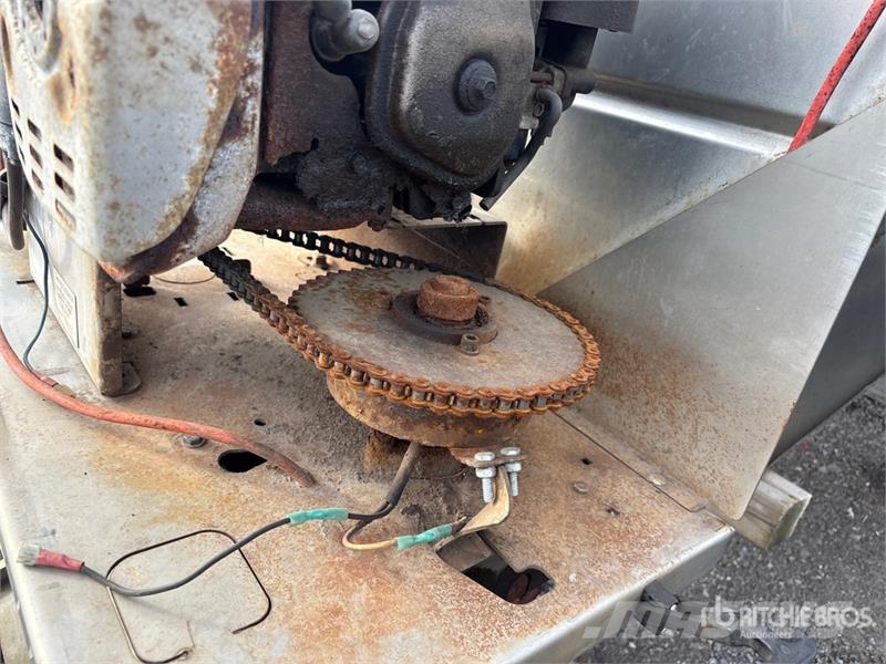 Down Easter Salt Spreader Kum ve tuz serpiciler
