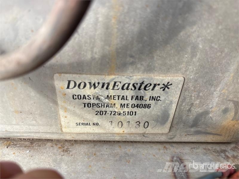 Down Easter Salt Spreader Kum ve tuz serpiciler
