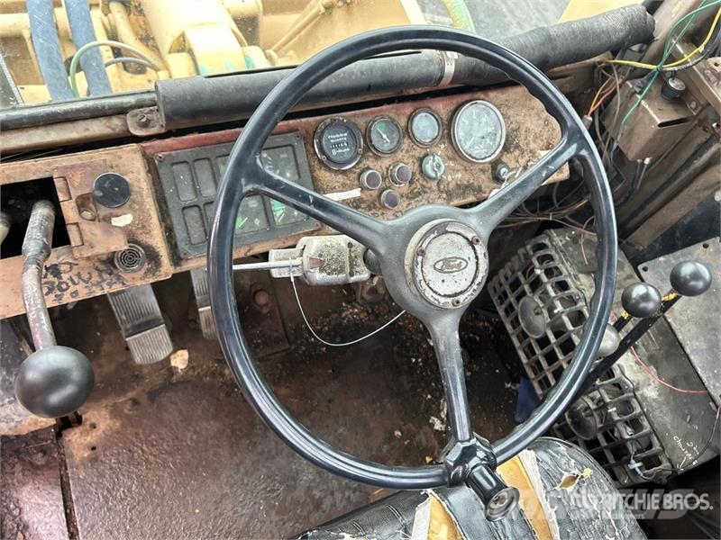 Dresser 530 Wheel loaders