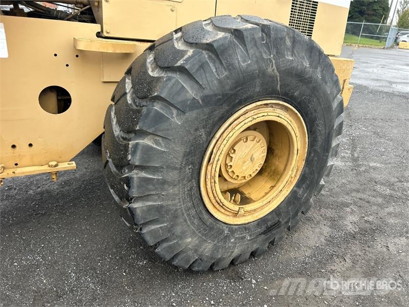 Dresser 530 Wheel loaders