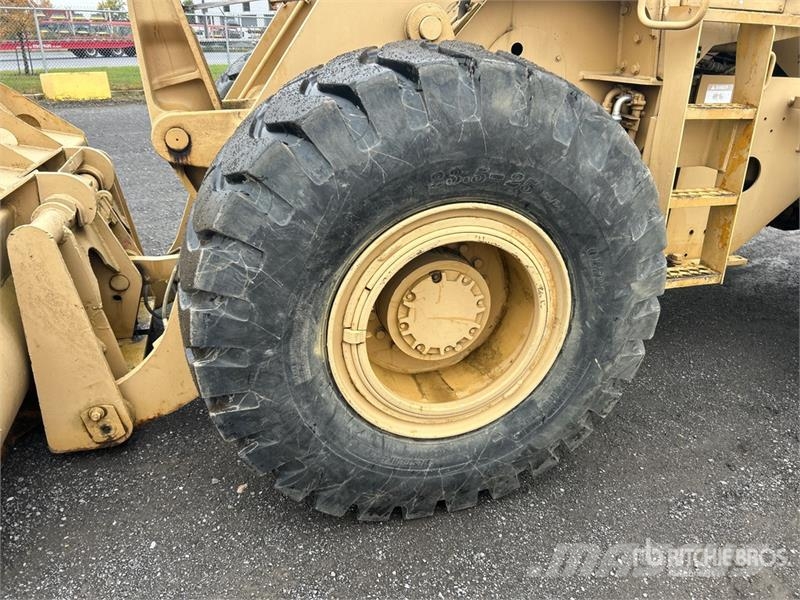 Dresser 530 Wheel loaders