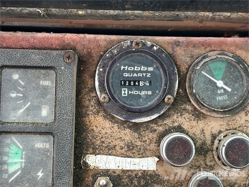 Dresser 530 Wheel loaders
