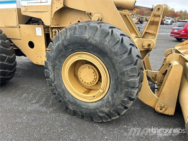 Dresser 530 Wheel loaders