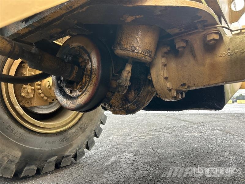 Dresser 530 Wheel loaders