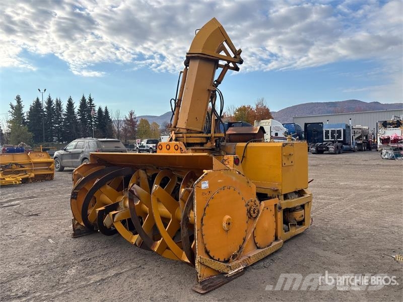 DRYM DVR2000 8 ft 7 in Snow Blower - Fits Wheel Lo Snežne freze