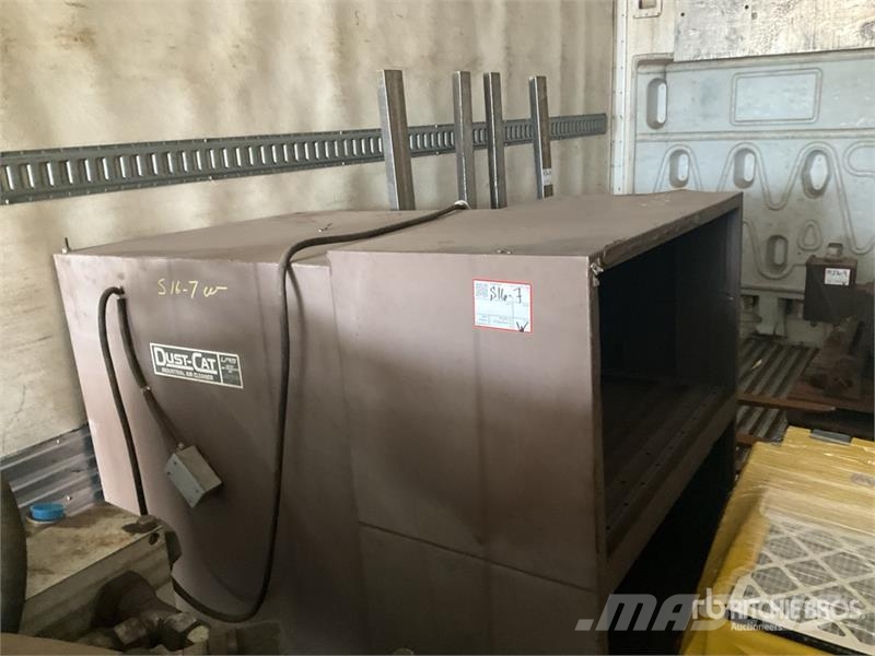 Dust-Cat DF4S102 Dust Collector Строителство - Други