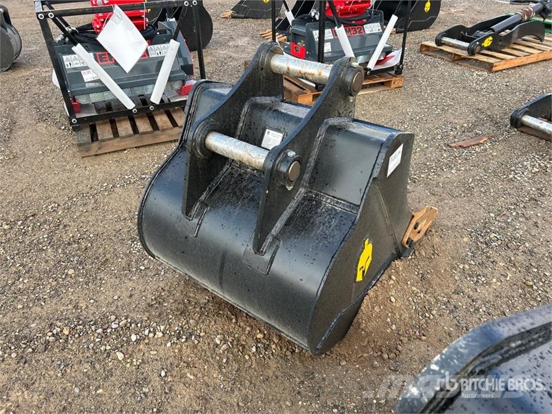 Dynamic Entities 120CL 36 in Q/C Digging Excavator Bucket Kanalak