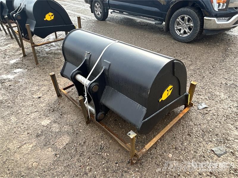 Dynamic Entities 120CL 60 in Q/C Cleanup Excavator Bucket  دلاء