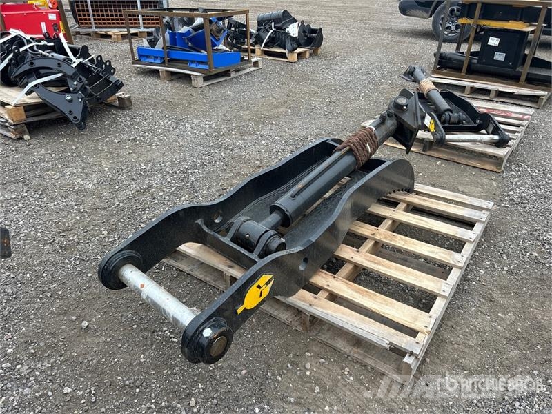 Dynamic Entities 120CL 15 in Excavator Thumb (Unused) Kovalar
