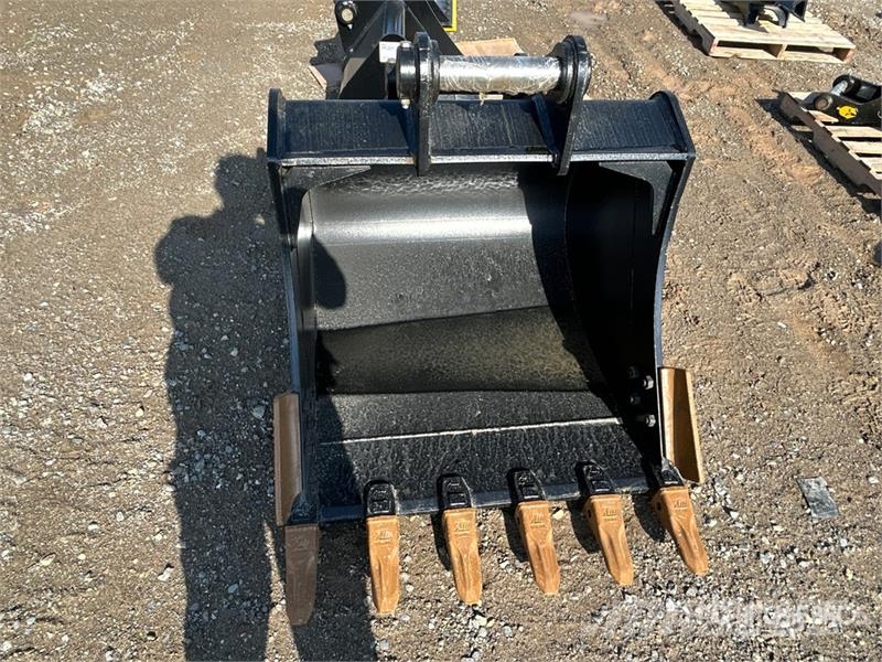 Dynamic Entities 120CL 41 in Q/C Digging Excavator Bucket Kanalak