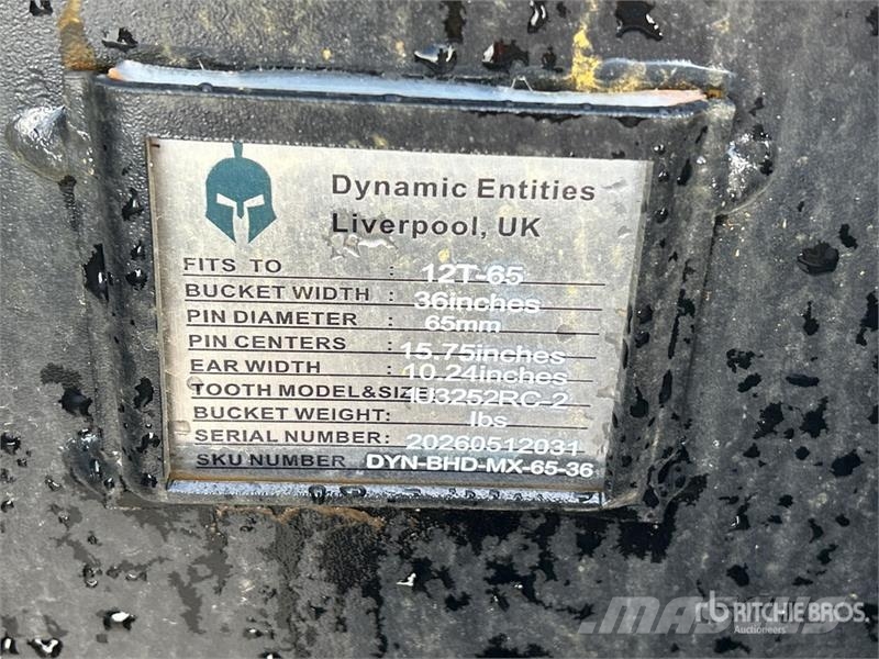 Dynamic Entities 120CL 36 in Q/C Digging Excavator Bucket Kanalak