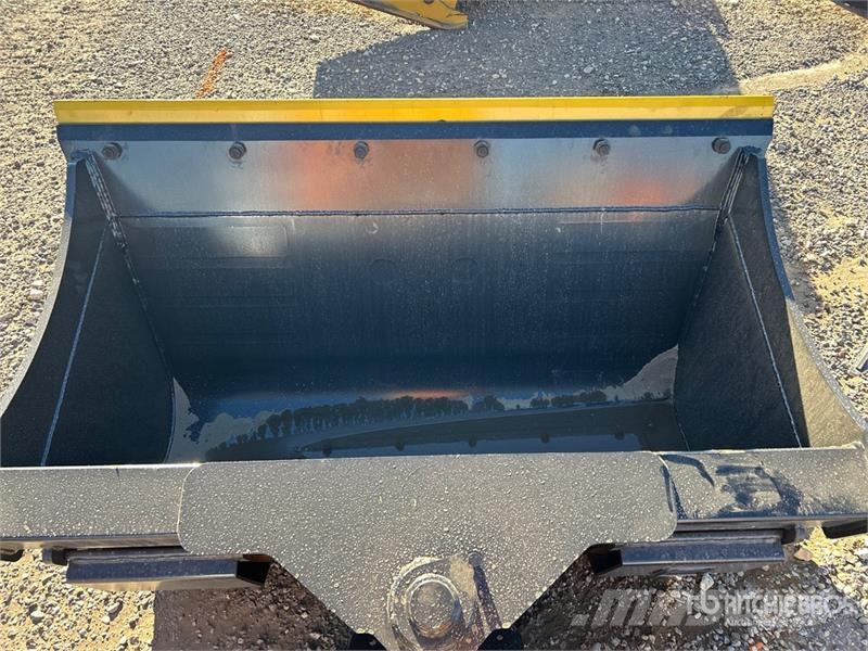Dynamic Entities 120CL 60 in Excavator Bucket - Fits 65mm Kašike / Korpe