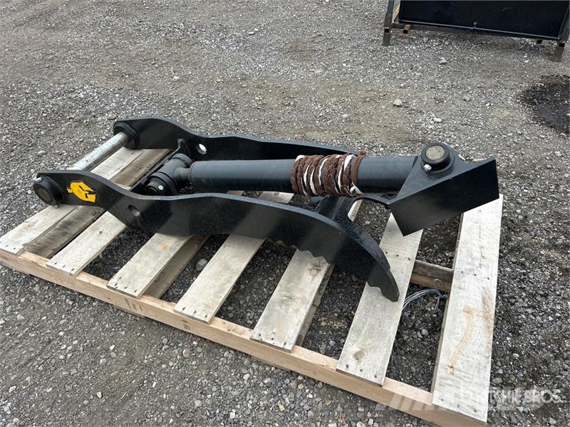 Dynamic Entities 120CL 16 in Excavator Thumb - Fits 65mm C Bakken
