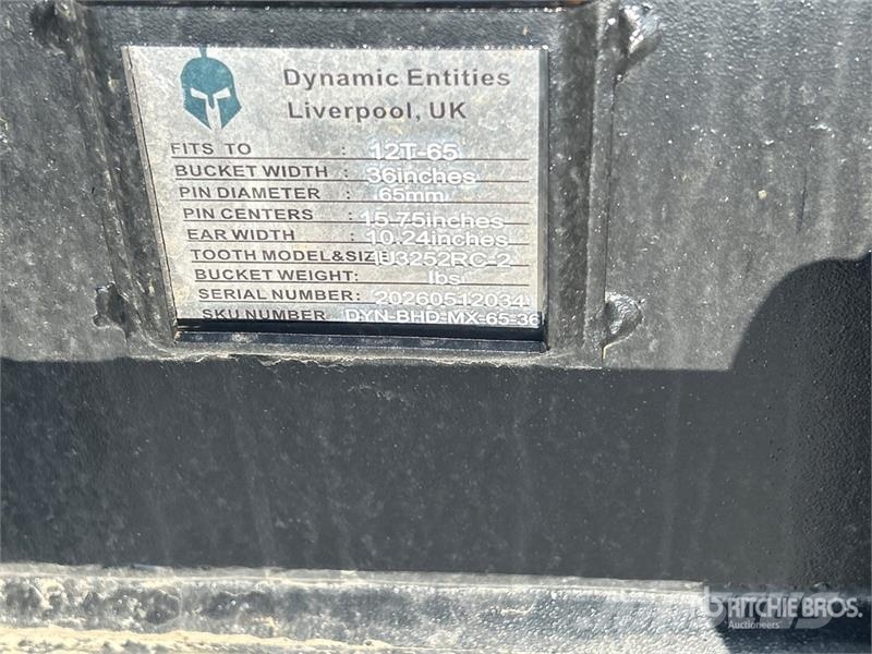 Dynamic Entities 120CL 35 in Q/C Digging Excavator Bucket Kanalak