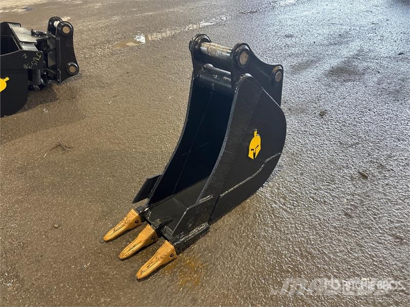 Dynamic Entities 14 in Digging Excavator Bucket - Fits Cat Godet