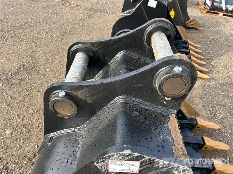 Dynamic Entities 200CL 42 in Q/C Digging Excavator Bucket Kašike / Korpe