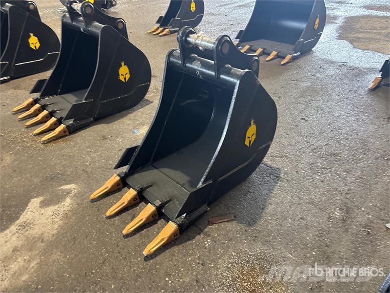 Dynamic Entities 24 in Digging Excavator Bucket - Fits Cat Godet