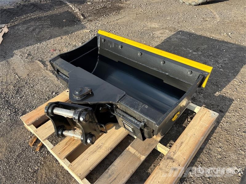 Dynamic Entities 42 in Tilting Excavator Bucket - Fits Cat دلاء
