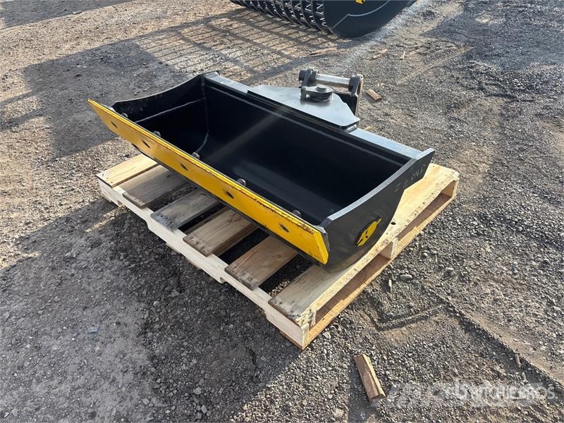 Dynamic Entities 42 in Tilting Excavator Bucket - Fits Cat دلاء