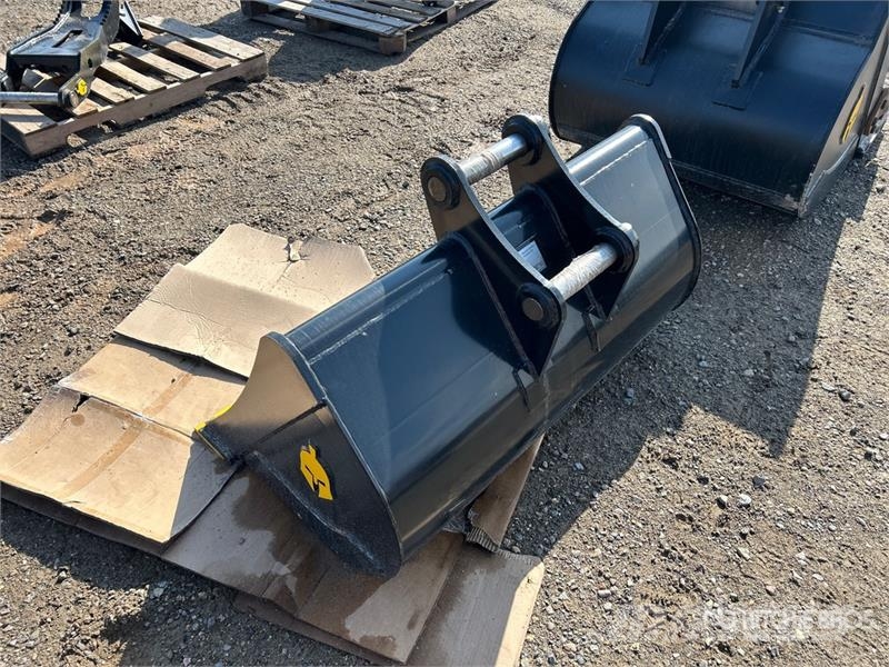 Dynamic Entities 47 in Q/C Cleanup Excavator Bucket (Unuse Kanalak