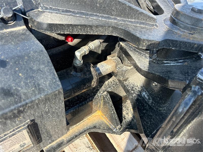 Dynamic Entities 48 in Q/C Hydraulic Tilting Excavator Buc Kanalak