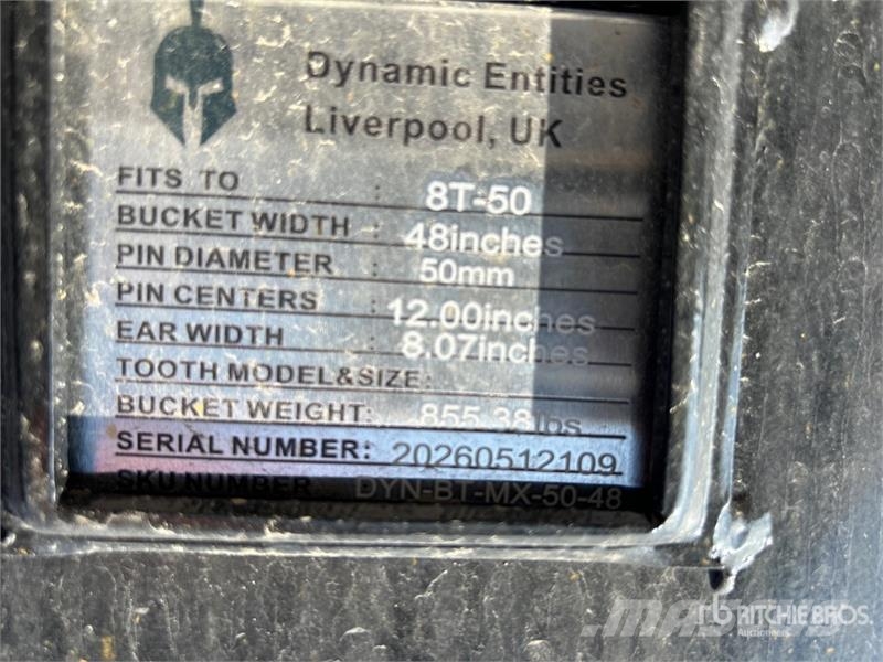 Dynamic Entities 48 in Q/C Hydraulic Tilting Excavator Buc Kanalak