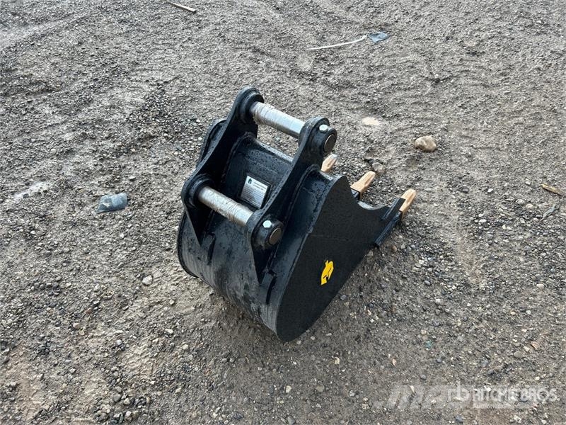 Dynamic Entities 50CL 17 in Excavator Bucket - Fits Cat 30 دلاء