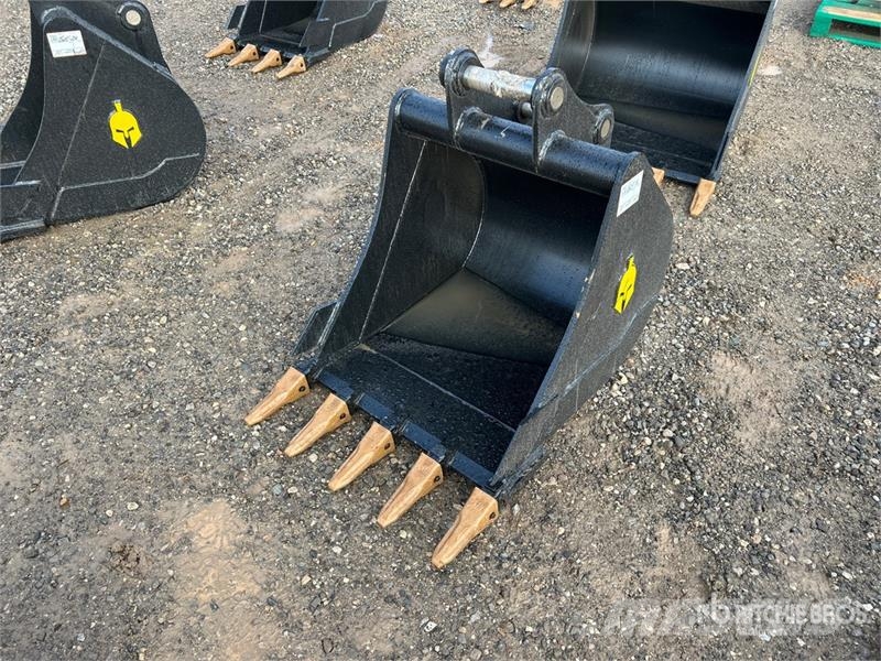 Dynamic Entities 80CL 28 in Q/C Excavator Bucket (Unused) دلاء