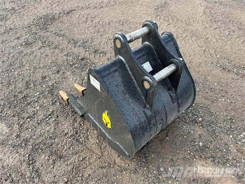 Dynamic Entities 80CL 28 in Excavator Bucket (Unused) Kašike / Korpe