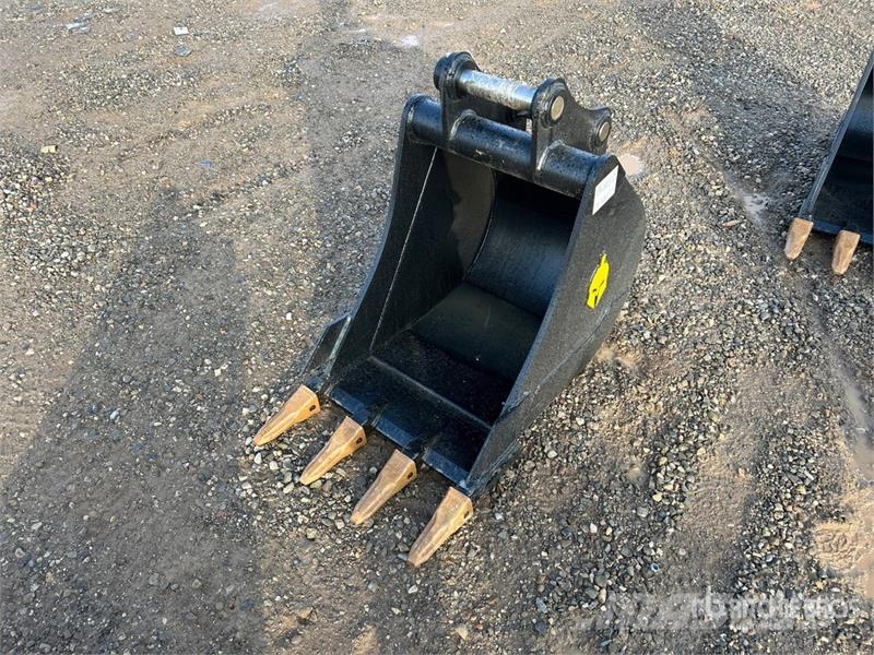 Dynamic Entities 80CL 24 in Q/C Digging Excavator Bucket - Kašike / Korpe