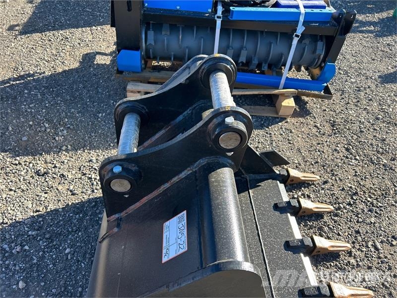 Dynamic Entities 80CL 36 in Excavator Bucket - Fits 50mm C Kašike / Korpe