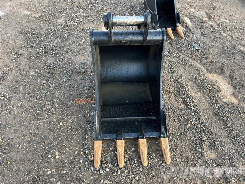 Dynamic Entities 80CL 24 in Q/C Digging Excavator Bucket - Kašike / Korpe