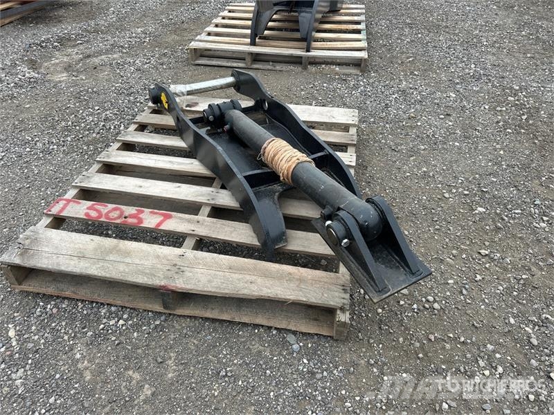Dynamic Entities 80CL 14 in Excavator Thumb (Unused) Kašike / Korpe
