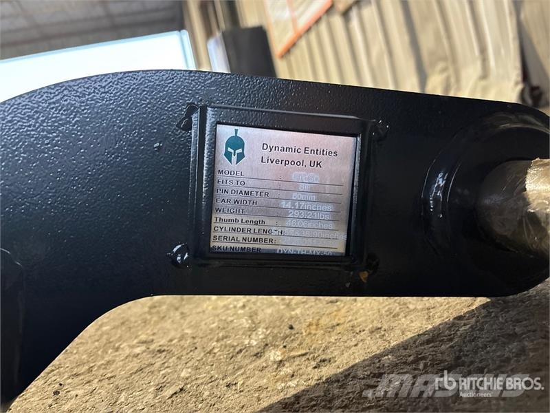 Dynamic Entities Excavator Thumb - Fits Cat 307/308, Komat Bakken