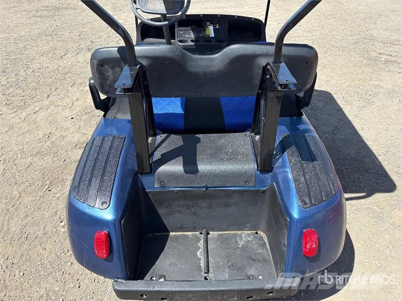 E-Z-GO Electric Golf Cart (Inoperable) Golf carts