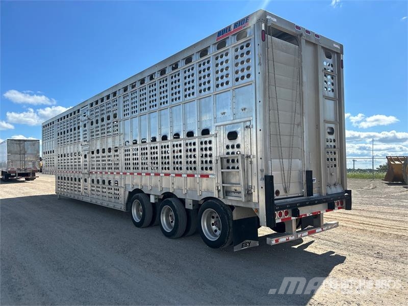 EBY 53 ft Tri/A Livestock Trailer Eläinkuljetusperävaunut