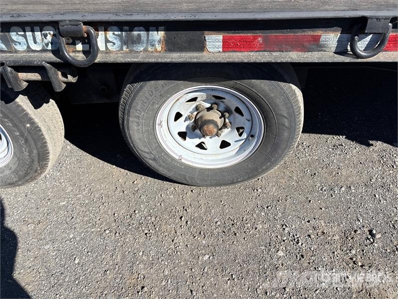 Econoline MP102 10000 lb 23 ft T/A Equipment Trailer 清障车