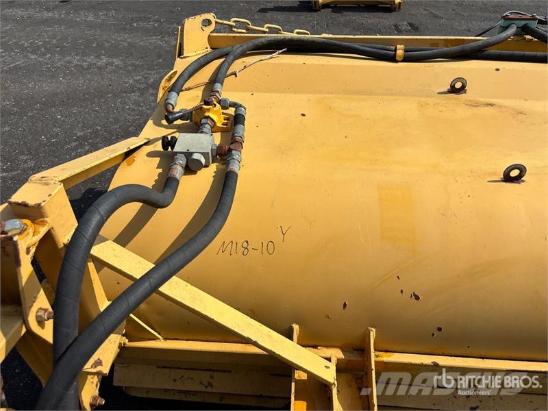 Eddynet RC2407 92 in Skid Steer Broom Süpürgeler