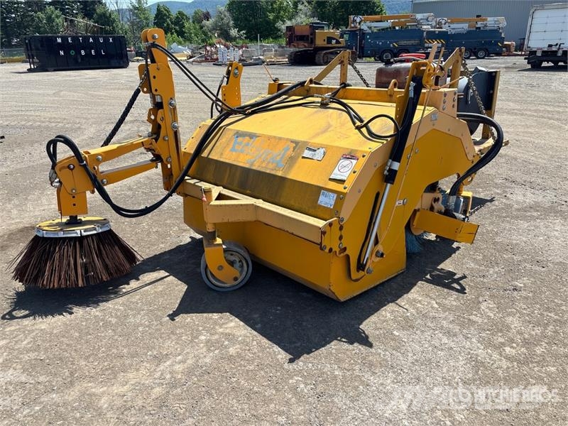 Eddynet RPHB32-04 56 in Broom Attachment Süpürgeler