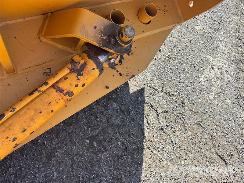 EDF -12-44HD 12 ft Reversing Snow Pusher Snežne daske i plugovi