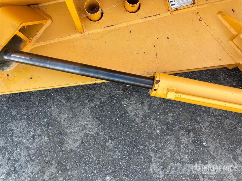 EDF -12-44HD 12 ft Reversing Snow Pusher Snežne daske i plugovi