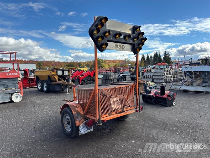 EL300AR Arrow Board Andere