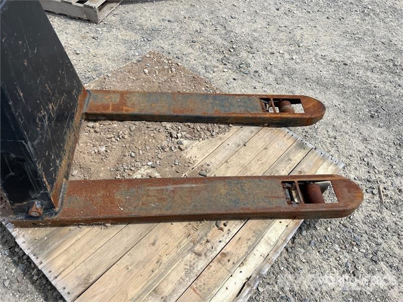  Electric Pallet Jack (Inoperable) Rokas palešu ratiņi