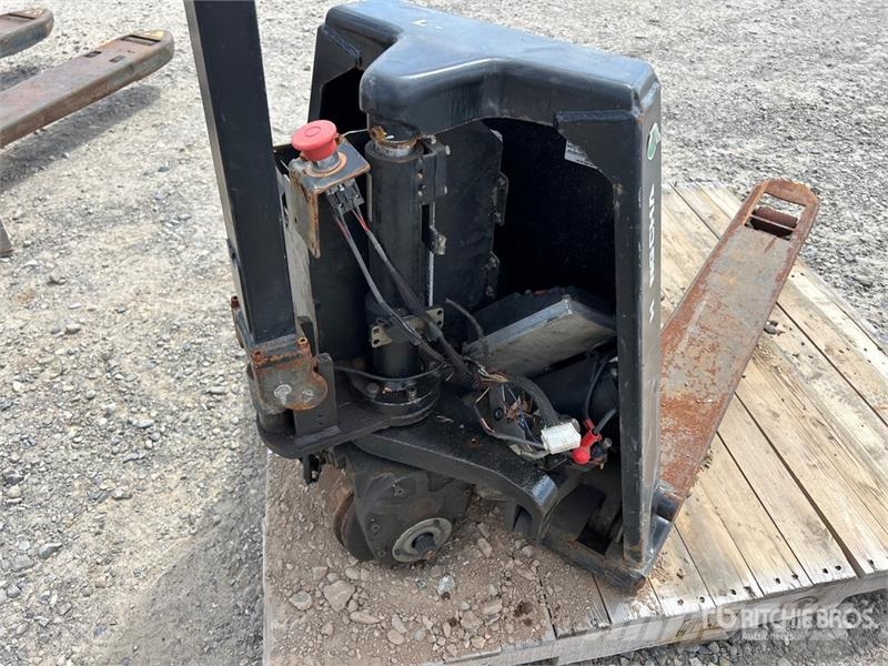  Electric Pallet Jack (Inoperable) Rokas palešu ratiņi