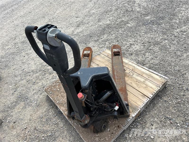  Electric Pallet Jack (Inoperable) Rokas palešu ratiņi